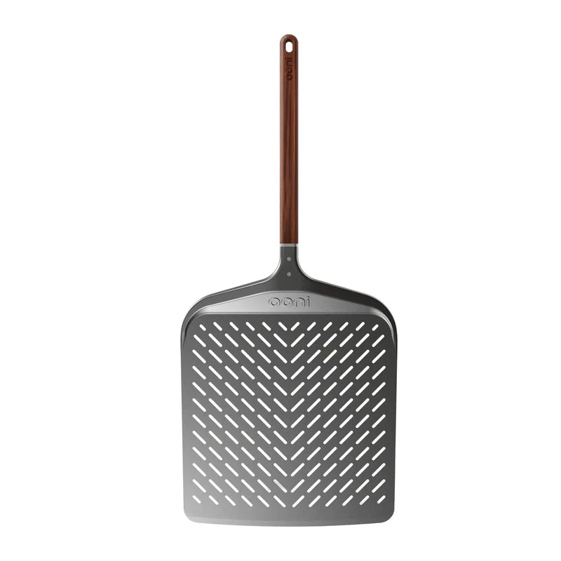 Prémiová perforovaná lopata na pizzu Signature –  14" (35 cm)